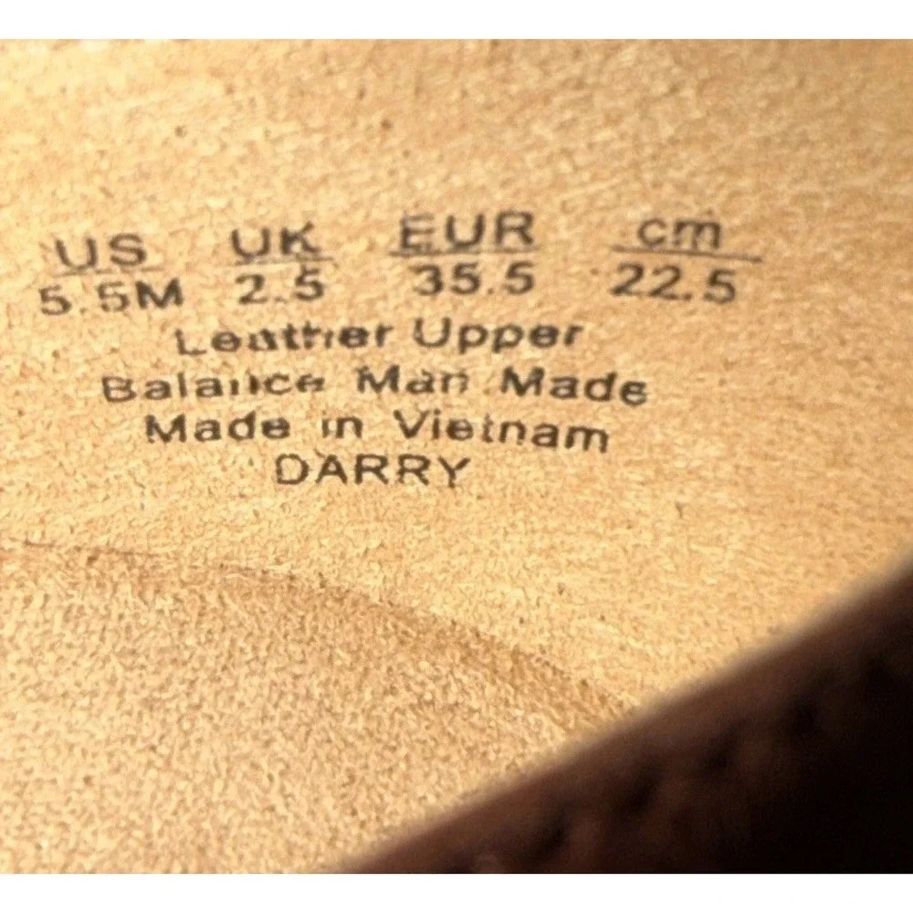 Naturalizer Woman's Darry Lug Sole Loafer Terracotta Leather Size 5.5M - Picture 8 of 8